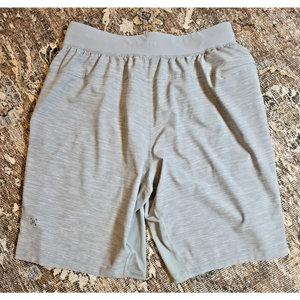 Lululemon T.H.E. Short 9 Linerless Gray Heather Training Gym Athletic M